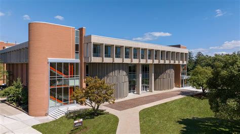 From BGSU graduates to philanthropic paragons: McLeod's impact leads to ...