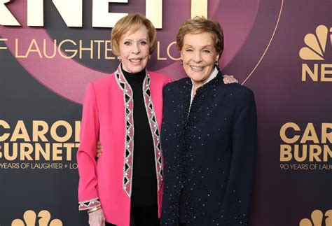 Julie Andrews Proudly Supports Carol Burnett in New Photos - Parade