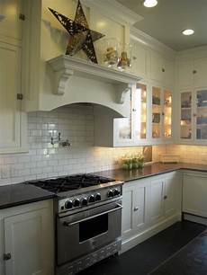 tile kitchen countertop hgtv source hgtv ebboy5 glass front white maple kitchen tile kitchen countertop hgtv source hgtv ebboy5 glass front white maple kitchen