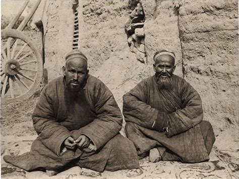 老照片：1890年新疆哈密 - 派谷老照片修复翻新上色