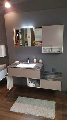 corian bagno outlet mobile bagno sospeso con top in corian arredo corian bagno outlet mobile bagno sospeso con top in corian arredo