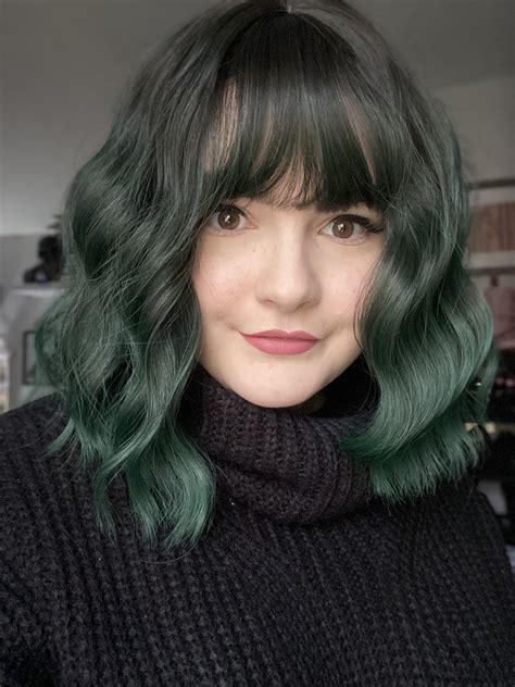 Emerald Green Hair