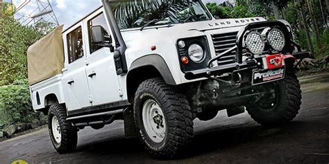 Modifikasi Land Rover Defender Dua Alam - GridOto.com