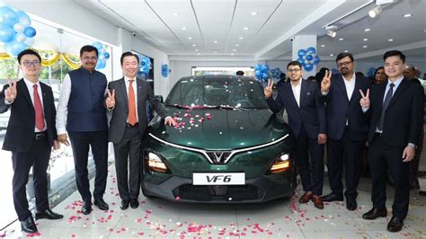 VinFast Opens Its Largest Indian Showroom in Chennai » Car Blog India