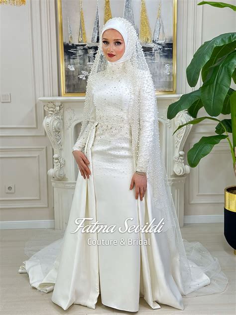 Muslim Wedding Dresses For Girls HSY | Luxurious Pakistani Bridal