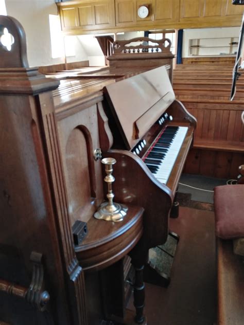 Harmoniums and Reed Organs For Sale