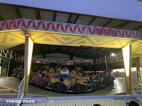 Himalaya at Western Playland | Theme Park Archive
