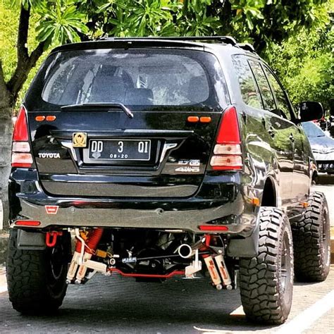 This Toyota Innova makes the Fortuner look small: MONSTER MPV modification!