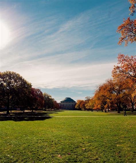 Campus is beautiful! : r/UIUC