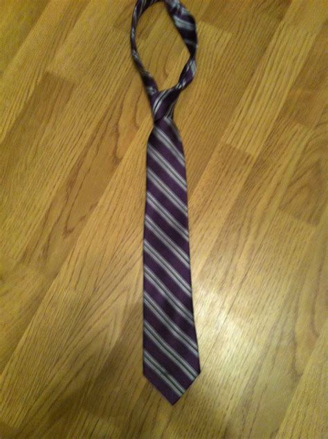 HowToBasic Tie 的图像结果