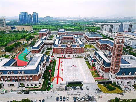 上海枫叶国际学校怎么样？ - 知乎