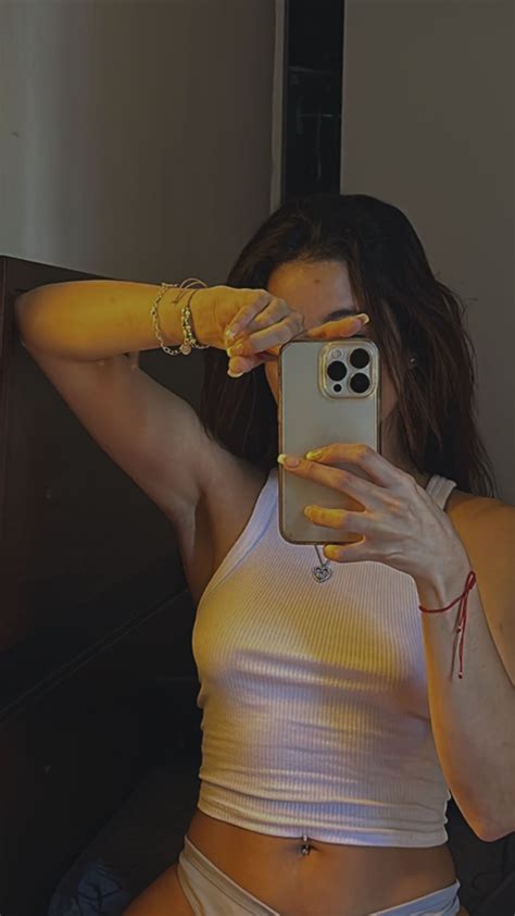 Valeria Madrigal🖤 | mueve sus caderas 🅱️🆘 | Instagram