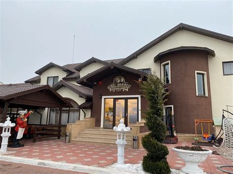 HANUL DOMNESC (Calan) - Hotel Reviews, Photos, Rate Comparison ...