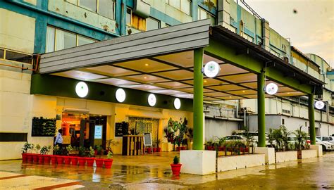 GREEN PALMS AT PACIFIC MALL (Sahibabad) - Hotel Reviews, Photos, Rate ...