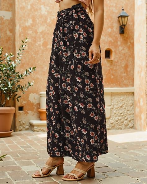 Buy Black Skirts for Women by Shein Online | sheinindia.in