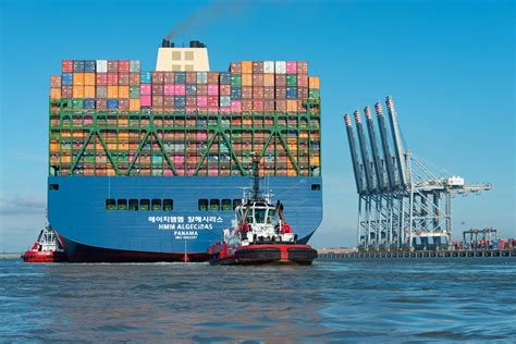 How Big Are The Largest Container Ships at Crystal Twyman blog
