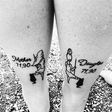 31 Beautifully Mother Daughter Tattoo Ideas Pictures