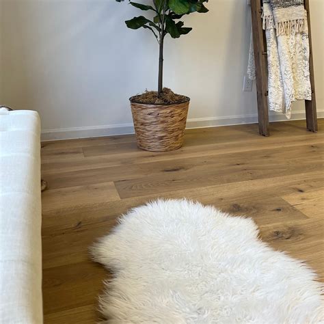 Euro White Oak Wide Plank Engineered Hardwood Flooring