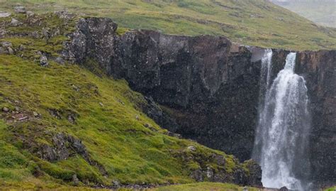 Cascadas y valles de la costa este de Islandia, Djúpavogshreppur ...