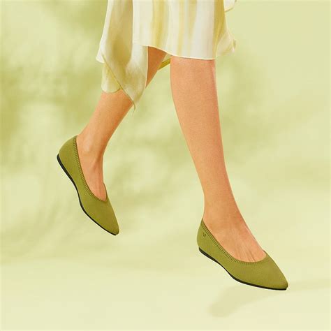 Aria5° Women Pointed-Toe Flats with Arch Support in Olive Green | VIVAIA