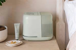 I Suffer From A Scratchy Throat Every Winter, But This Humidifier Actually Helps