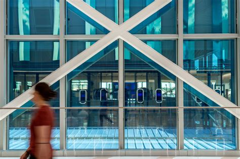 LaGuardia Opening | Delta News Hub