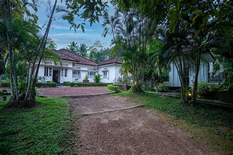 VILLAGE HEADMAN'S BUNGALOW (Bentota) - Villa Reviews, Photos, Rate ...