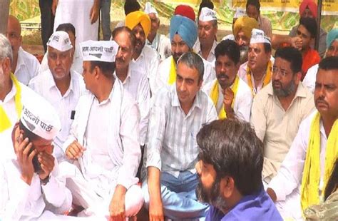 PPP को लेकर चल रहे प्रदर्शन में अनुराग ढांडा हुए शामिल, कहा- मांगे नहीं ...