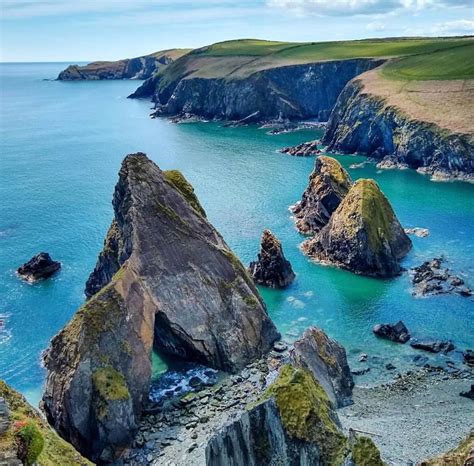 Top 10 most BEAUTIFUL places in Ireland you've NEVER known