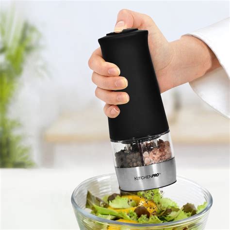 2-in-1 Electric Rock Salt and Peppercorn Grinder (30 gram each ...