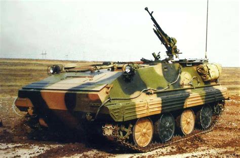 国产新型步兵战车不久将问世 性能或堪比坦克_应用
