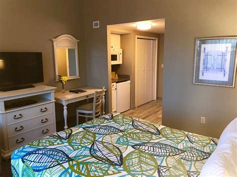 NAVY LODGE MAYPORT (Jacksonville) - Specialty Hotel Reviews & Photos ...