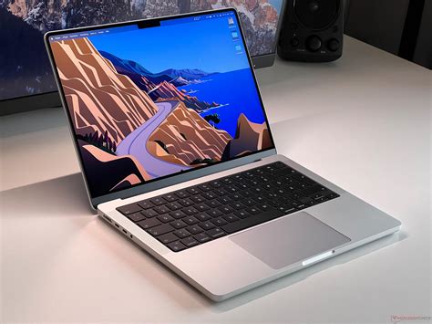 Apple MacBook Pro 14 M4 review - The M4 base model with important ...