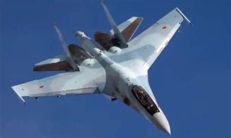 空军苏-35战机飞赴南海战斗巡航_新浪视频