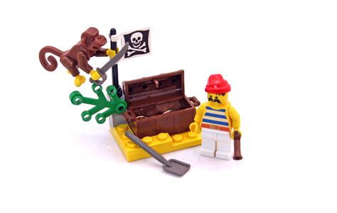 Buried Treasure - LEGO set #6235-1 (Building Sets > Pirates)
