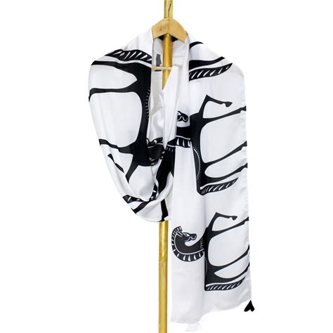 Isabella satin digital printed scarf – Boveee