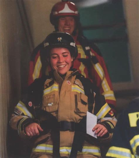 女性消防士 消防士 消防隊 - Pixabayの無料写真