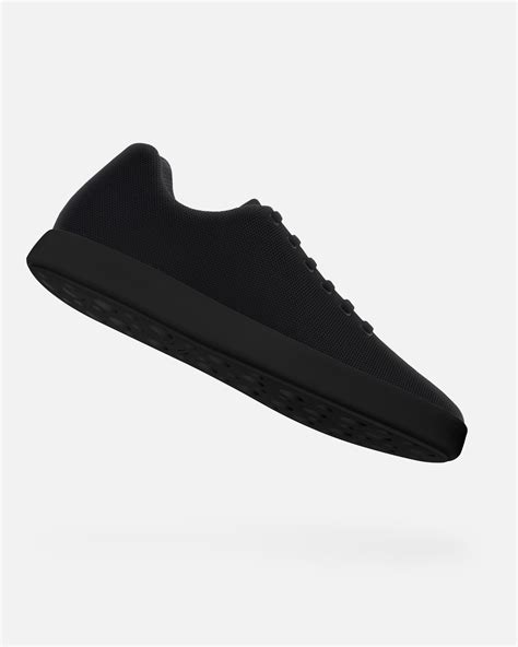 The Ultimate Guide to Comfortable Black Shoes for Every Occasion · Atoms · Atoms.com