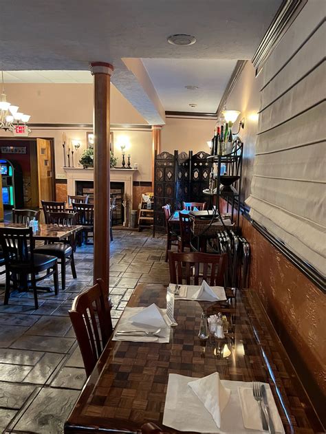 The Ultimate Foodie's Guide: 26 Restaurants to Try in Lowell, MA ...