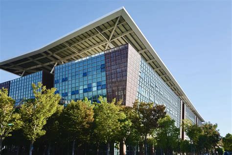 【携程攻略】南京南京工业大学(江浦校区)景点,南京工业大学是南京地区重点高校，以理工科见长。江浦校区是新老校区…