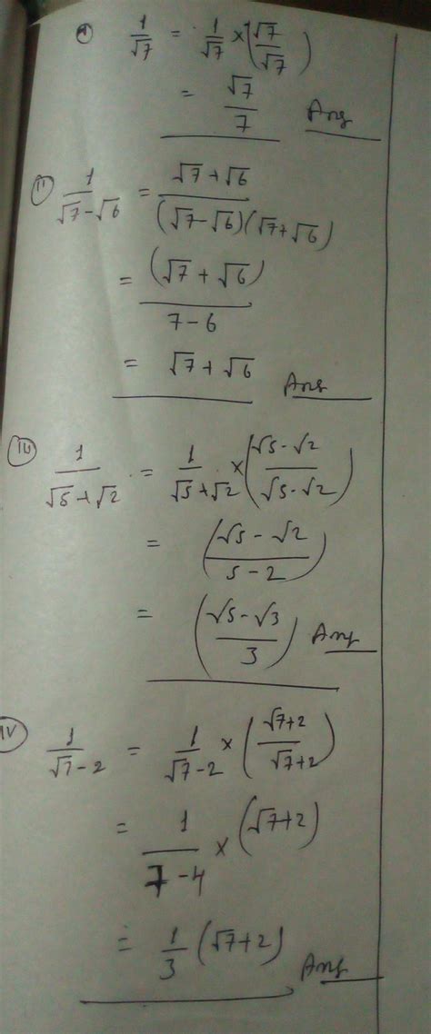 निम्नलिखित के हरों का परिमेयकरण कीजिए: (i) [tex]\frac{1}{\sqrt{7}}[/tex ...