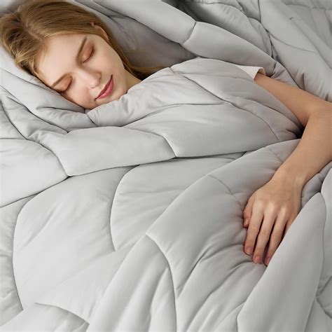 Amazon.com: Bedsure Duvet Insert Full - All Season Comforter, Ultra ...