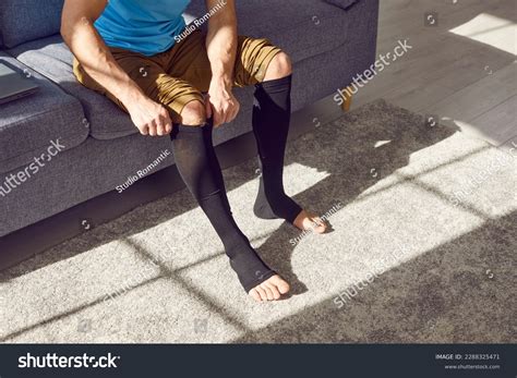 Tratamiento Varices: Over 5,093 Royalty-Free Licensable Stock Photos | Shutterstock