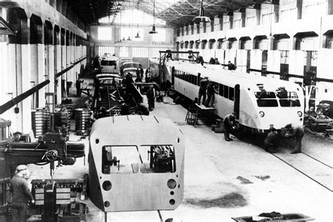 Before It Made 300-MPH Exotic Hypercars, Bugatti Made Trains ...