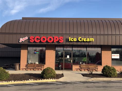 Super Scoops Ice Cream - Tropical Sno