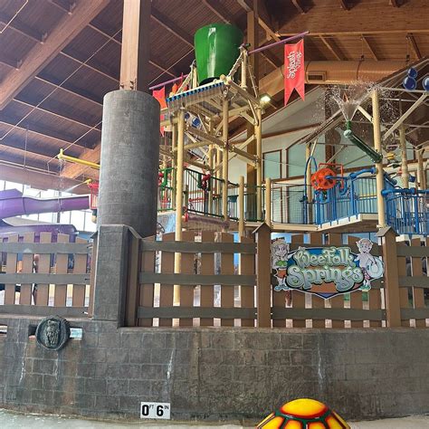 ZEHNDERS SPLASH VILLAGE (Frankenmuth) - Hotel Reviews & Photos ...