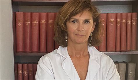 "Bipolarity affects more than a million French people"