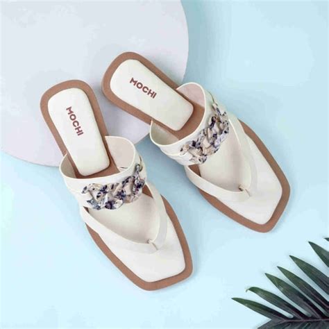 Buy Women's Slippers & Chappals Online at the Best Prices