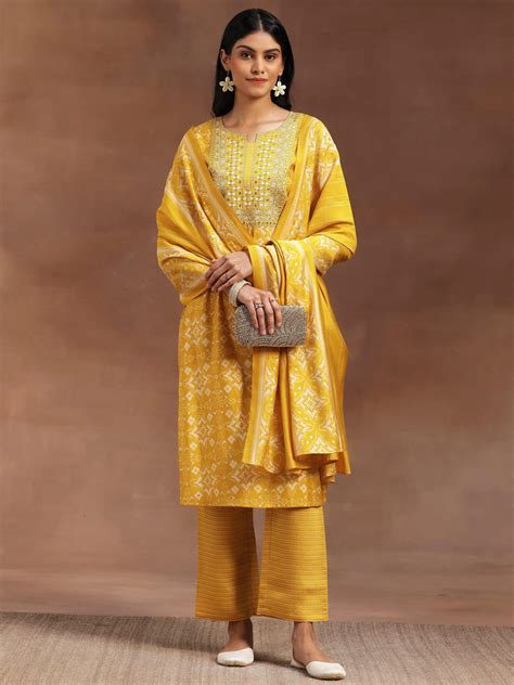 Buy Yellow Printed Silk Blend Straight Suit With Dupatta Online at Rs ...