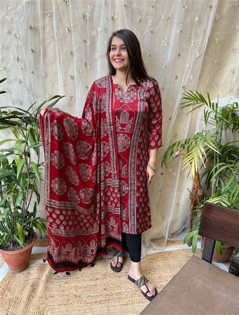 Maroon minar Premium Modal Silk Kurta Duppata Set – MYSANSKRITAM